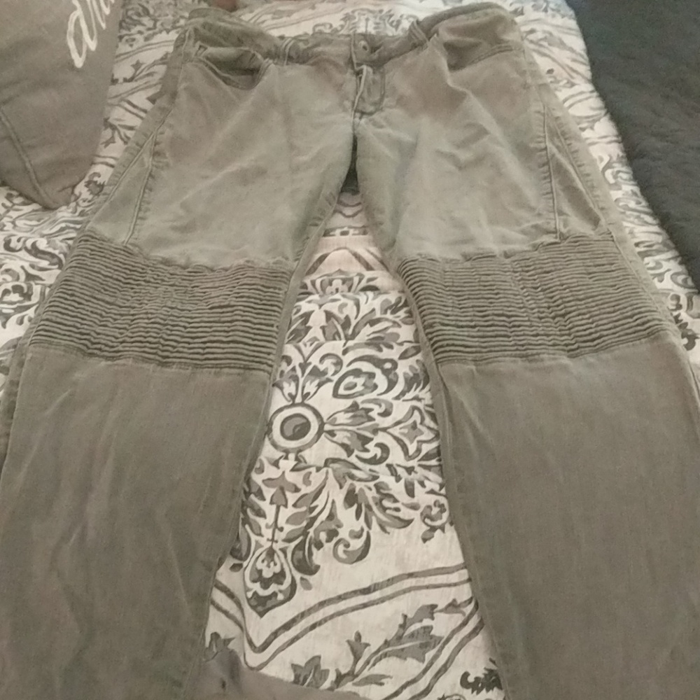 Like new Pistola pants size 12 31 inch waist